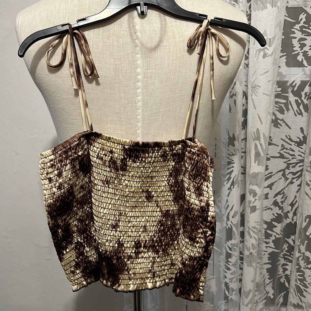 Crop top - Picture 1 of 4